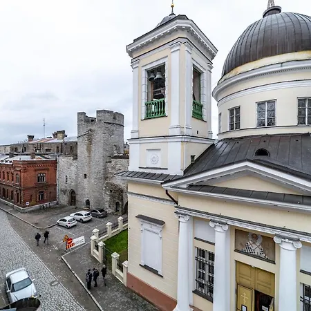 Roofs Of The Old タリン