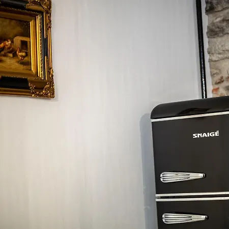 Apartman Roofs Of The Old *