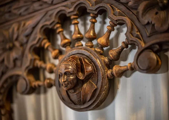 Roofs Of The Old * Reval