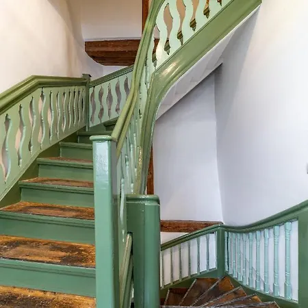 Roofs Of The Old 公寓 塔林