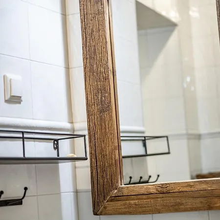 Roofs Of The Old * تالين