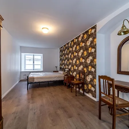 Roofs Of The Old تالين